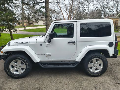 Used 2012 Jeep Wrangler Rubicon w/ PWR Convenience Group image 9