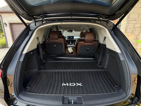 Used 2025 Acura MDX SH-AWD w/ Technology Package image 2