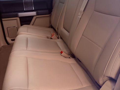 Used 2019 Ford F250 Lariat w/ Tow Technology Bundle AWD/4WD image 25