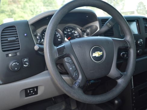 Used 2013 Chevrolet Silverado 2500 W/T image 14