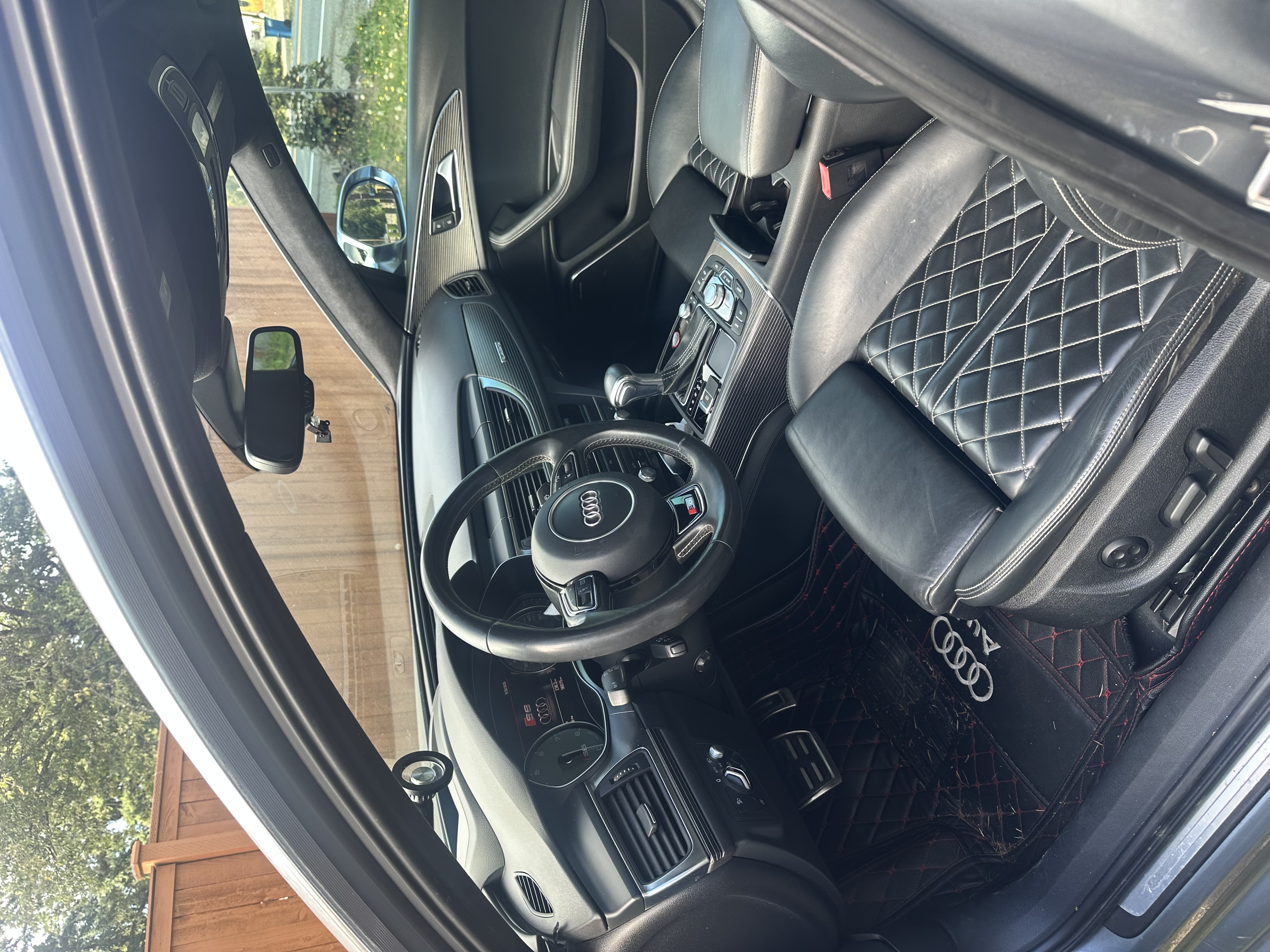 Used 2015 Audi S6 AWD/4WD image 2