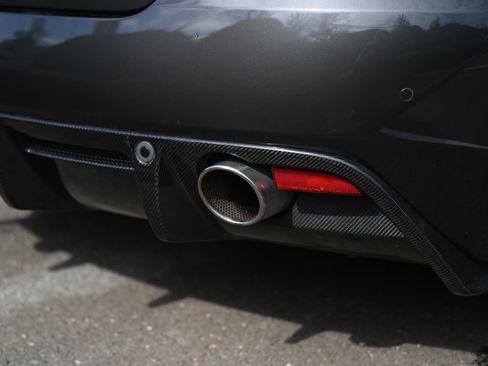Used 2010 Aston Martin DBS Volante RWD image 5