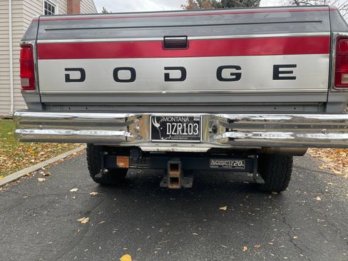 Used 1993 Dodge D/W Truck 250 image 6