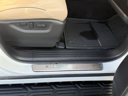 Used 2023 Nissan Armada Platinum w/ Captain's Chairs Package image 9