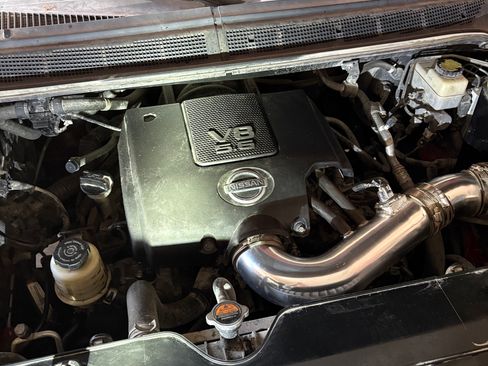 Used 2012 Nissan Titan SV w/ SV Value Truck Pkg image 13