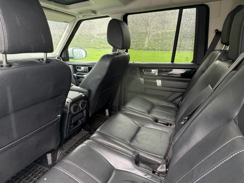 Used 2015 Land Rover LR4 HSE image 13