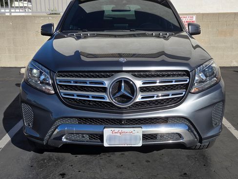 Used 2017 Mercedes-Benz GLS 450 4MATIC image 2