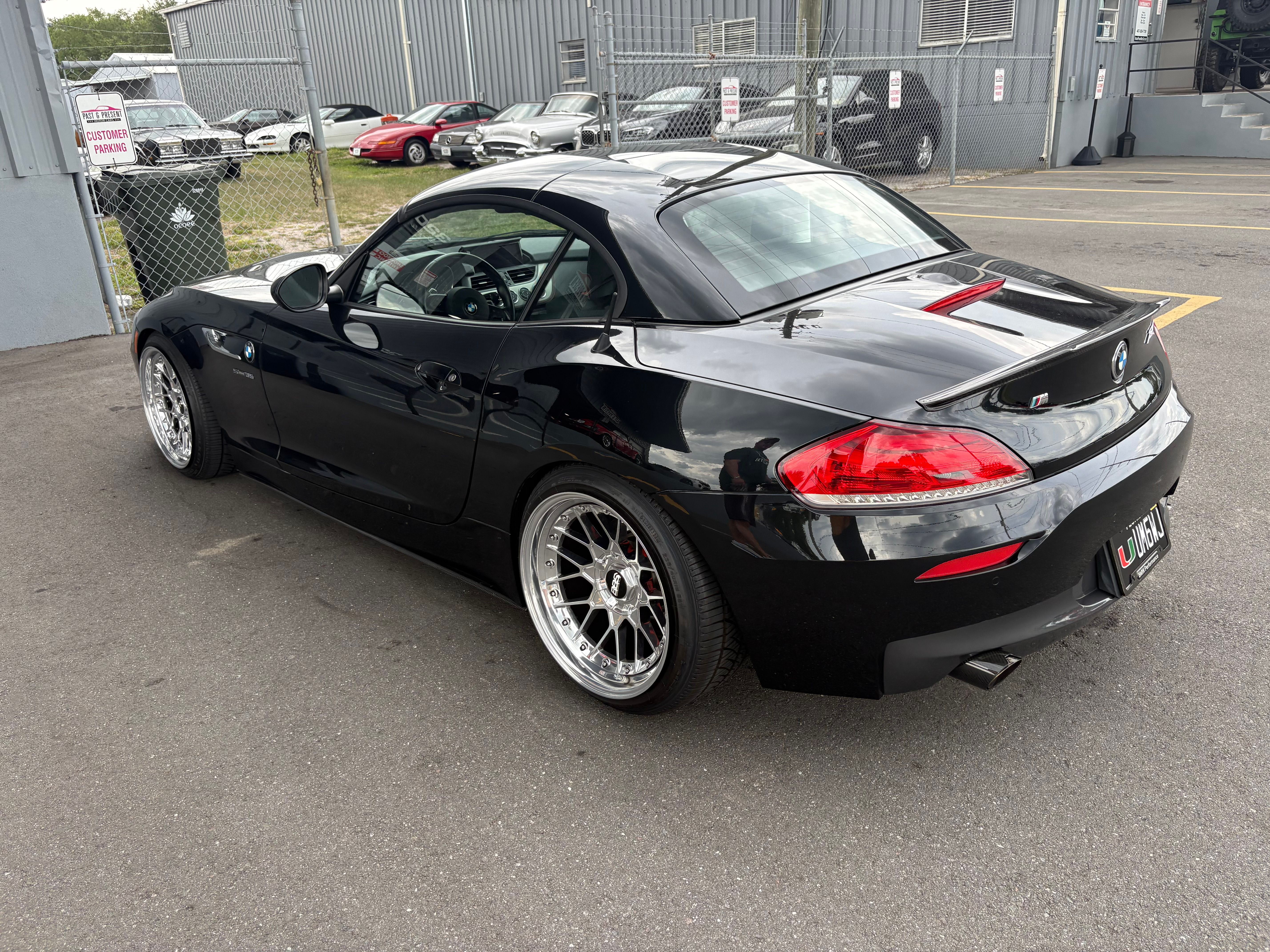 Used 2016 BMW Z4 sDrive35i RWD image 5