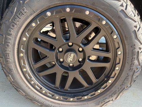 Used 2019 RAM 1500 Big Horn AWD/4WD image 8