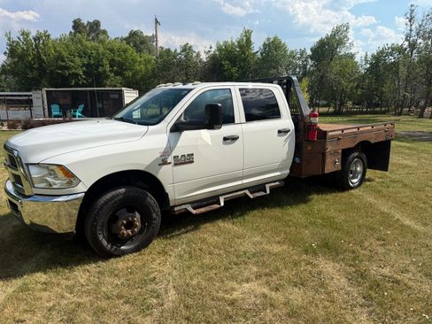 Used 2018 RAM 3500 Tradesman w/ Chrome Appearance Group AWD/4WD image 1