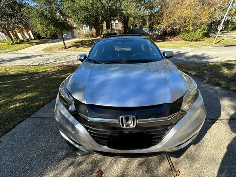 Used 2016 Honda HR-V EX image 11