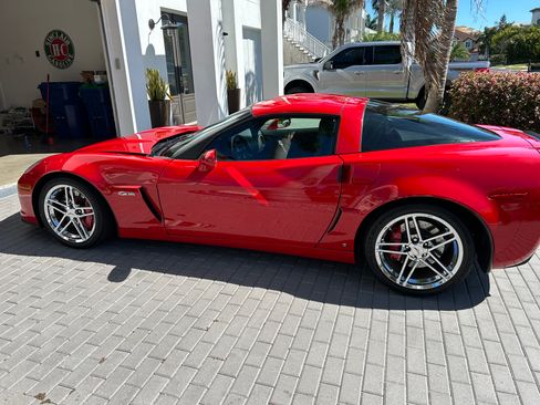 Used 2008 Chevrolet Corvette Z06 w/ Preferred Equipment Group image 1