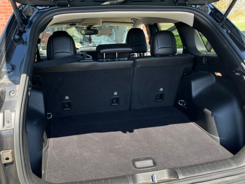 Used 2021 Jeep Cherokee Trailhawk w/ Trailer Tow Group image 9