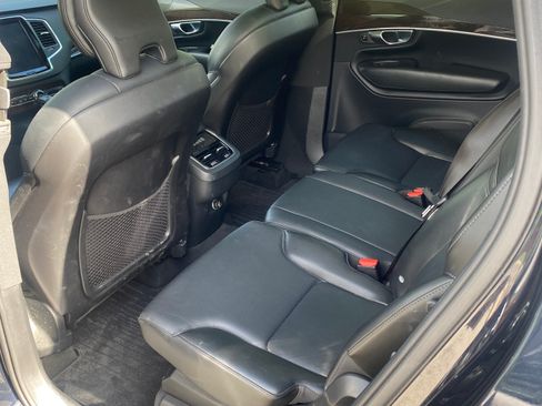 Used 2019 Volvo XC90 T5 Momentum w/ Advanced Package image 17