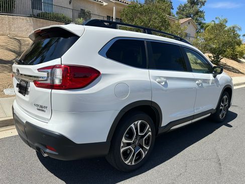 Used 2026 Subaru Ascent Limited AWD/4WD image 16