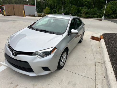 Used 2014 Toyota Corolla L image 18