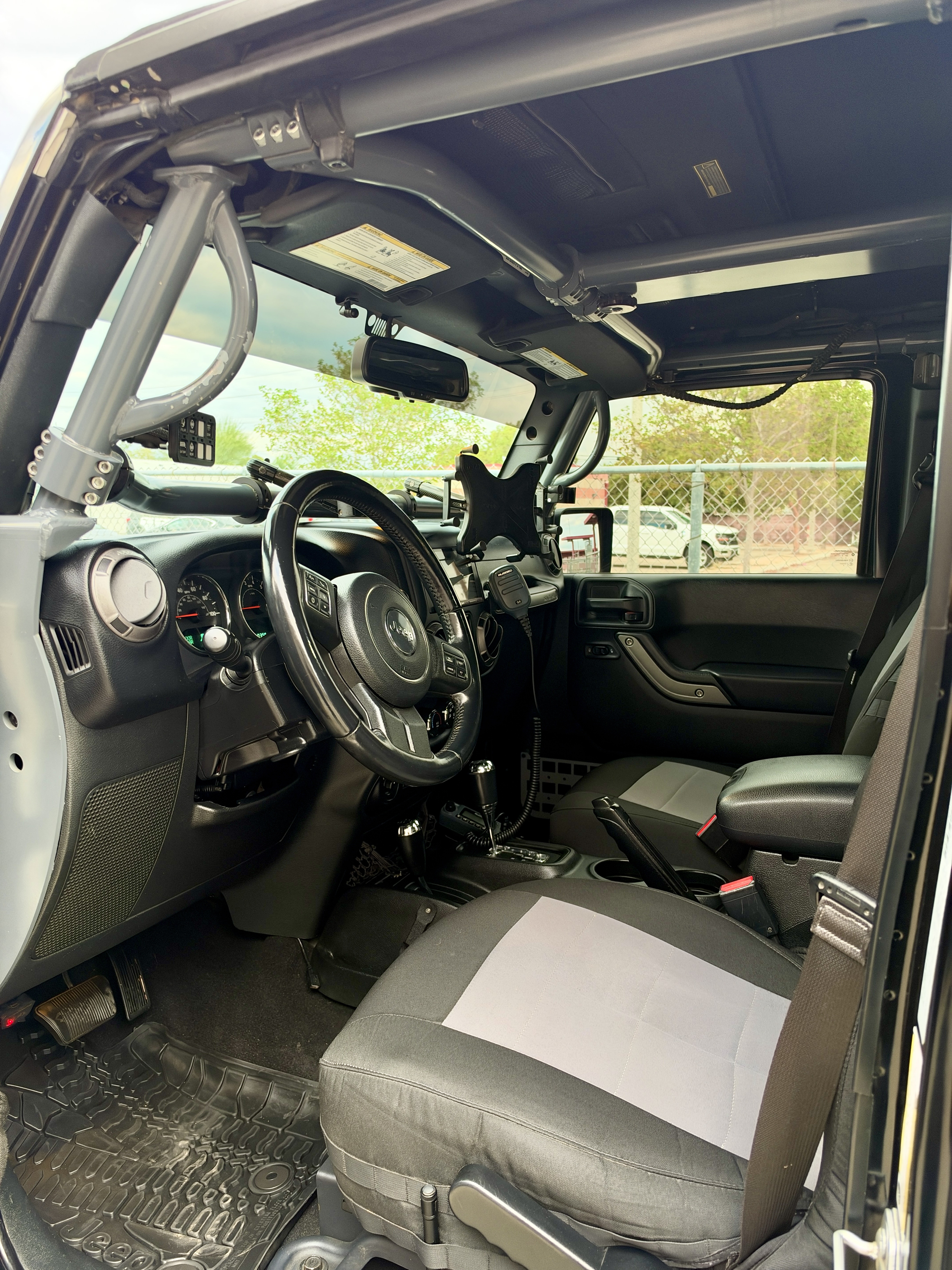 Used 2018 Jeep Wrangler Unlimited Sport S AWD/4WD image 10