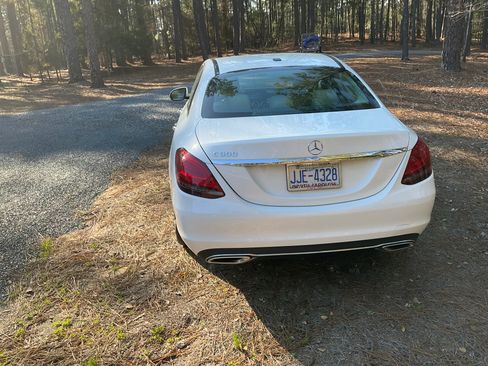 Used 2021 Mercedes-Benz C 300 Sedan image 2