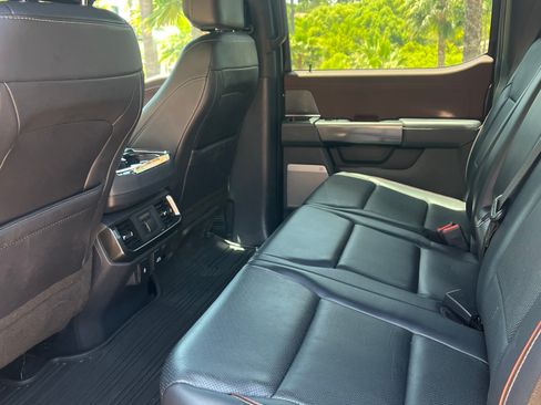 Used 2021 Ford F150 Lariat w/ Equipment Group 502A High image 10