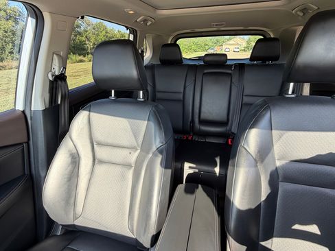 Used 2021 Nissan Rogue SV w/ Premium Package FWD image 14