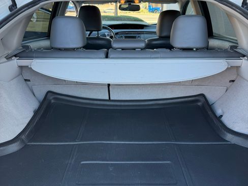 Used 2011 Toyota Prius Four w/ Solar Roof Pkg image 14