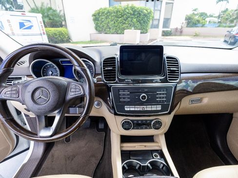 Used 2018 Mercedes-Benz GLE 350 image 19