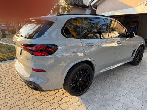 Used 2024 BMW X5 sDrive40i w/ M Sport Package image 10