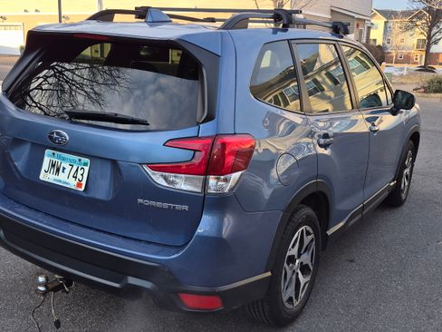 Used 2021 Subaru Forester Premium image 10