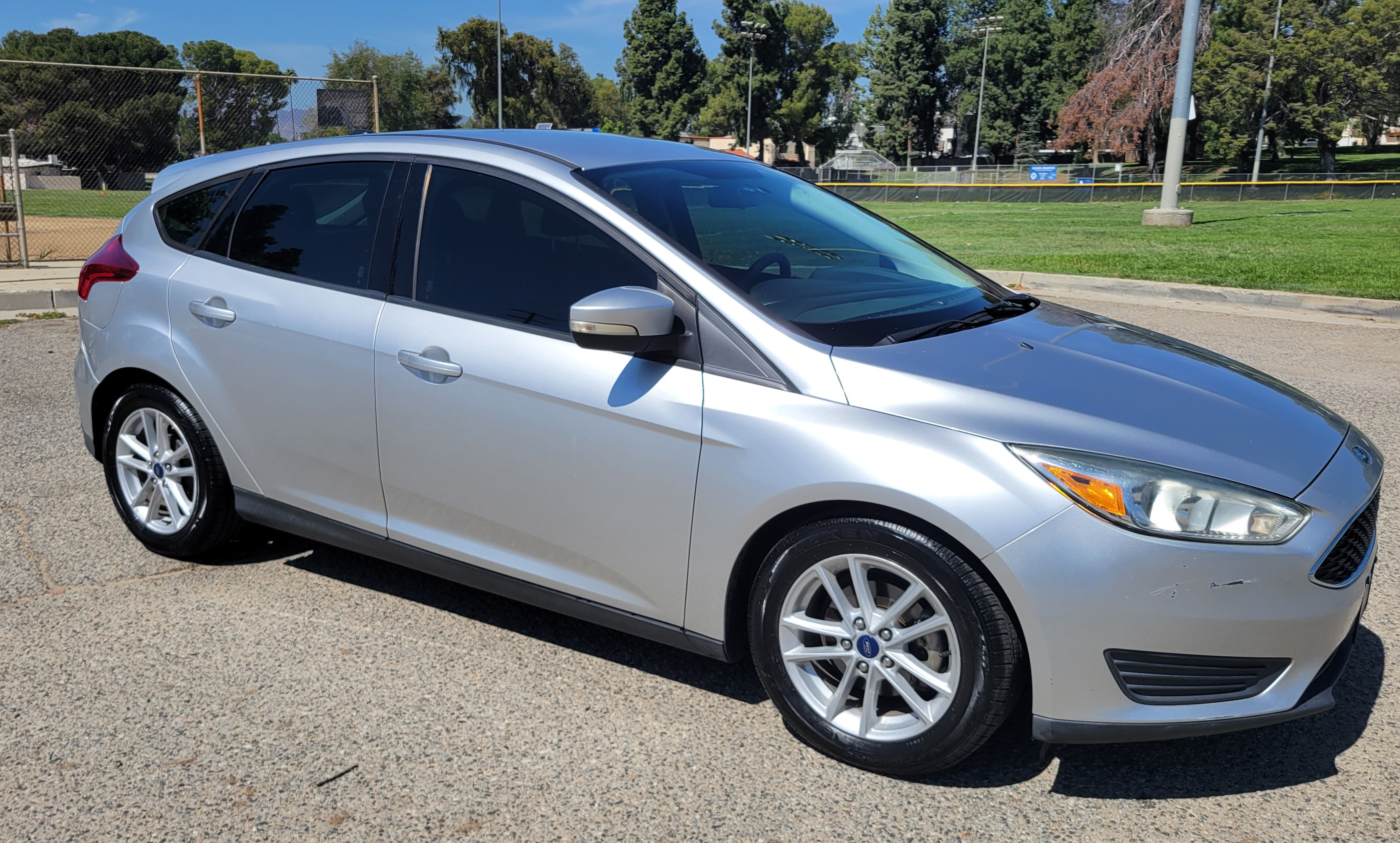 Used 2017 Ford Focus SE FWD image 9
