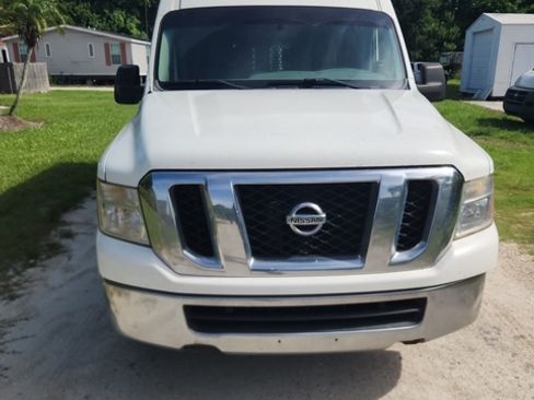 Used 2013 Nissan NV 2500 SV w/ Side Curtain Airbag Pkg image 4