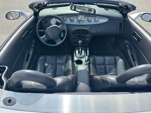 Used 2001 Plymouth Prowler RWD image 2