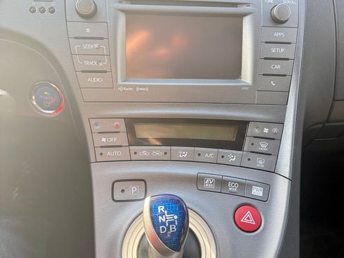 Used 2012 Toyota Prius Three image 6