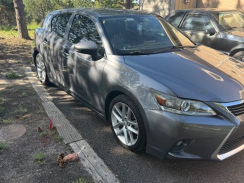 Used 2014 Lexus CT 200h FWD image 10
