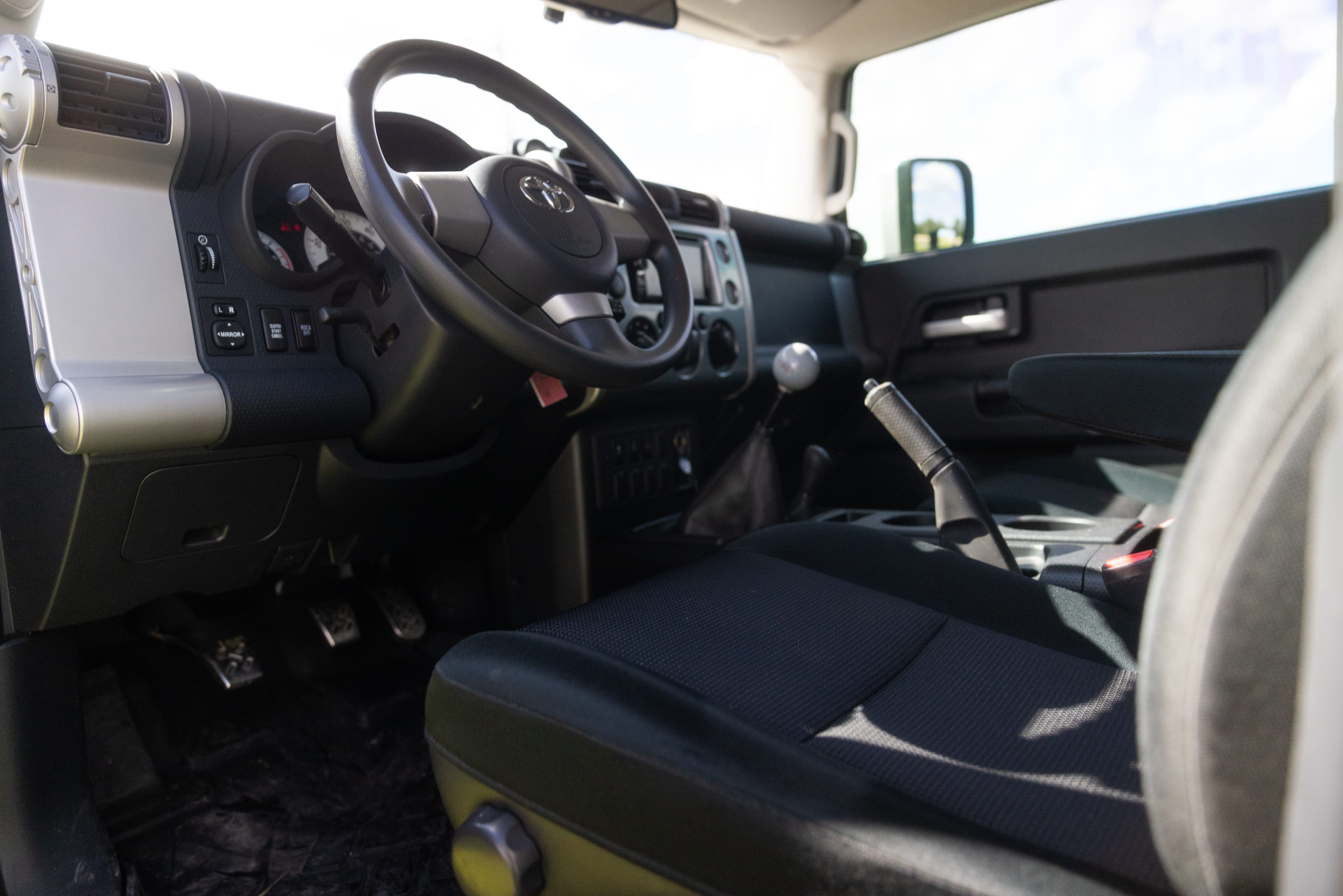 Used 2009 Toyota FJ Cruiser 4WD image 12