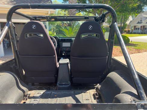 Used 2004 Jeep Wrangler Rubicon image 12