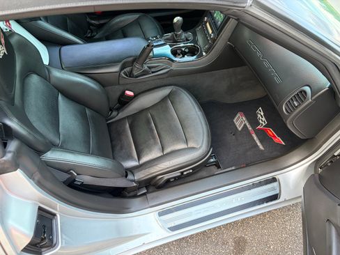 Used 2012 Chevrolet Corvette Grand Sport w/ 3LT Preferred Equipment Group RWD image 6