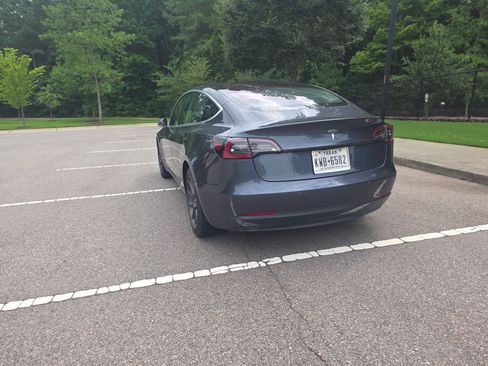 Used 2018 Tesla Model 3 Long Range RWD image 20