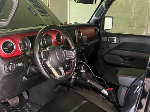 Used 2020 Jeep Wrangler Unlimited Rubicon AWD/4WD image 10