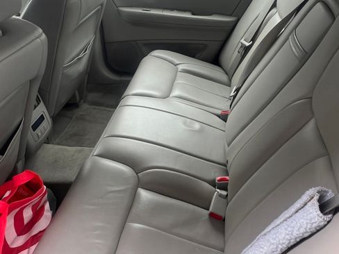 Used 2008 Cadillac DTS image 4