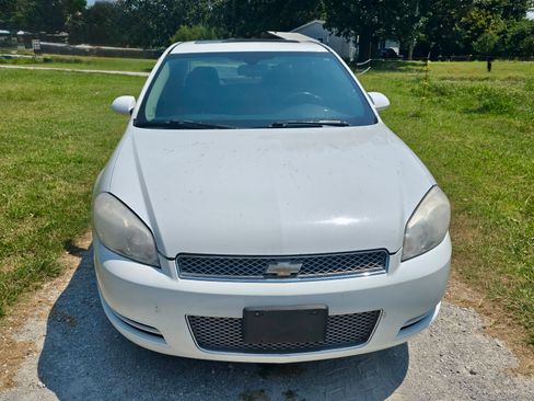 Used 2012 Chevrolet Impala LT w/ LT Sunroof Package FWD image 9