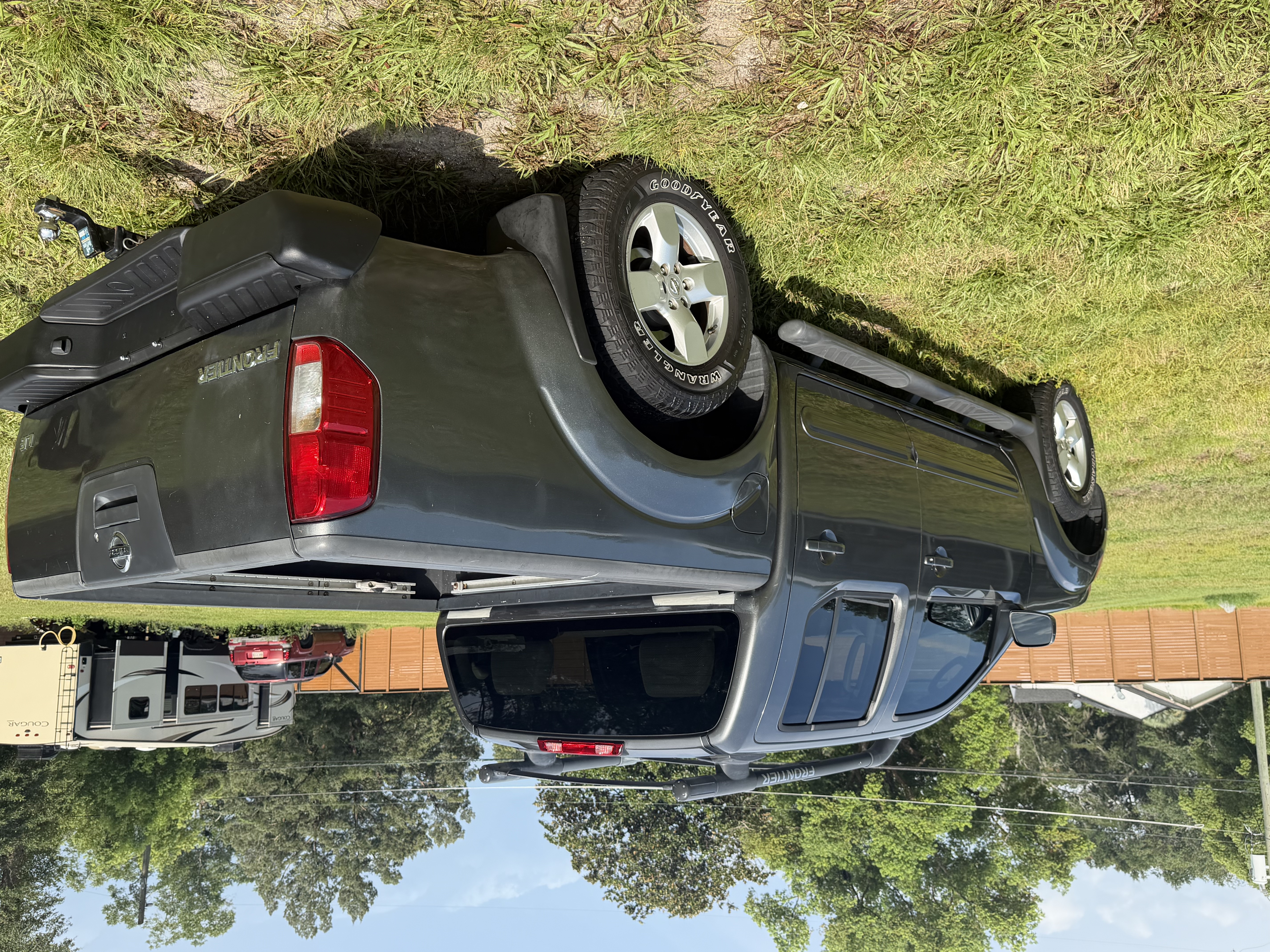 Used 2006 Nissan Frontier LE RWD image 8