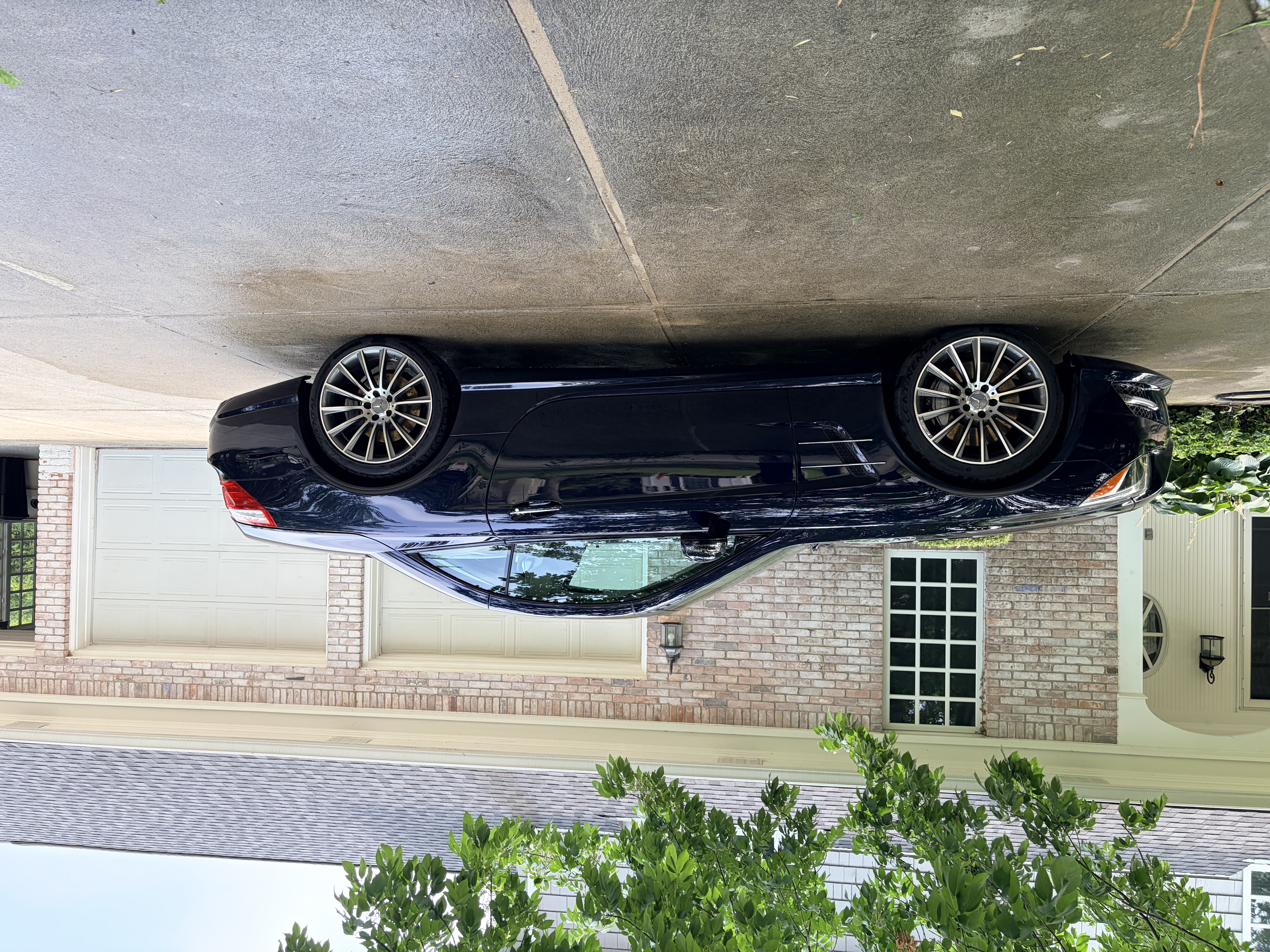 Used 2015 Mercedes-Benz SL 550 image 4