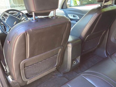 Used 2016 Chevrolet Equinox LTZ w/ Enhanced Convenience Package FWD image 12
