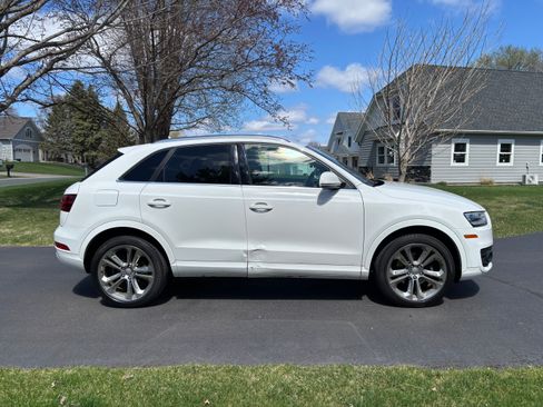 Used 2015 Audi Q3 2.0T Premium Plus AWD/4WD image 4