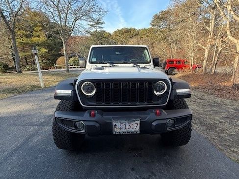 Used 2024 Jeep Wrangler Unlimited Rubicon w/ XTREMEE 35" Tire Package image 4