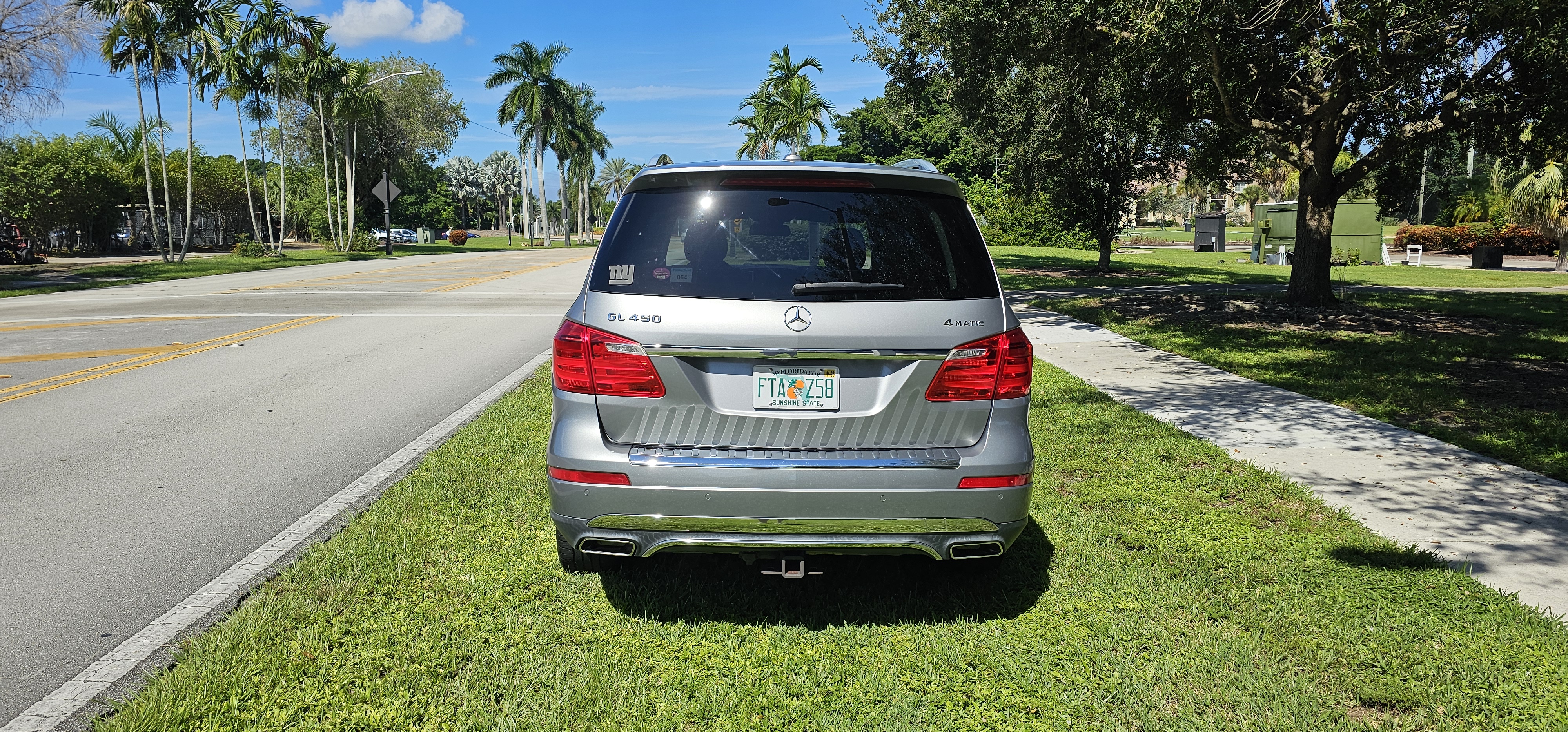Used 2014 Mercedes-Benz GL 450 4MATIC image 8