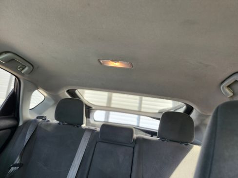 Used 2012 Toyota Prius Two image 11