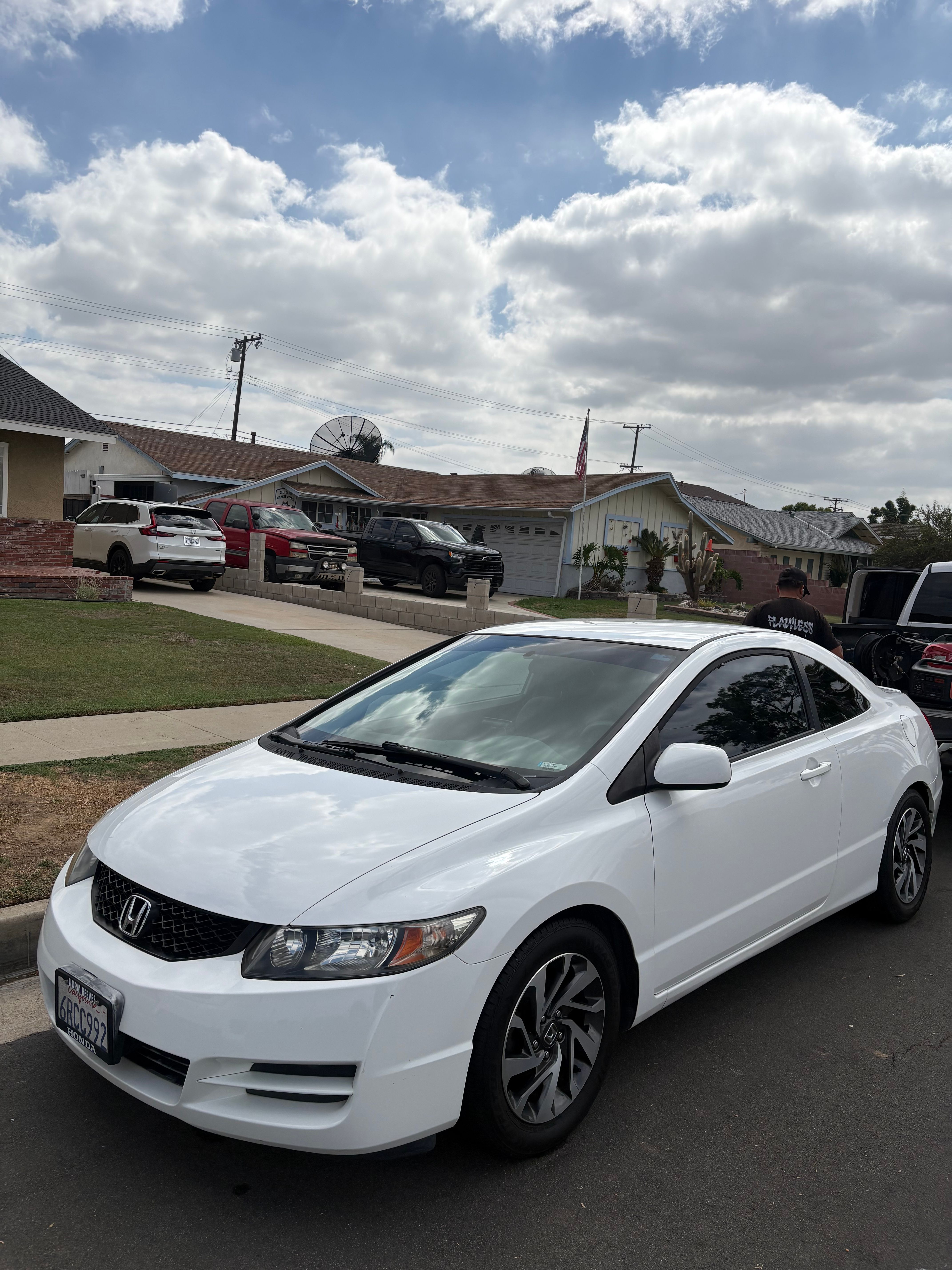 Used 2011 Honda Civic LX image 1