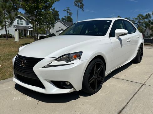 Used 2015 Lexus IS 250 image 1
