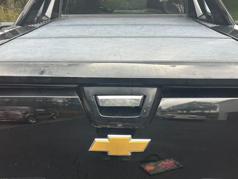 Used 2013 Chevrolet Avalanche LS w/ All-Star Edition image 29